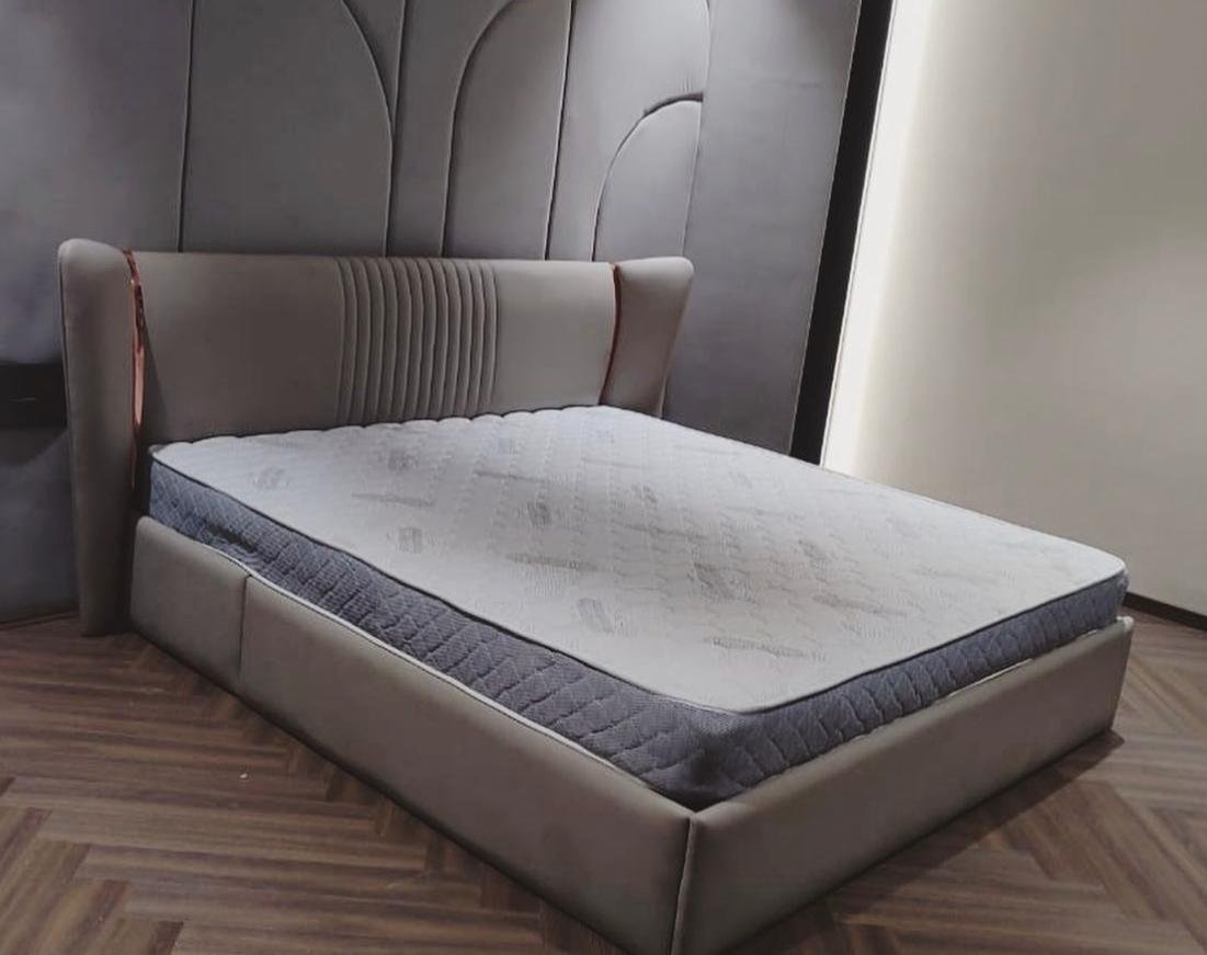Modern platform bed with storage